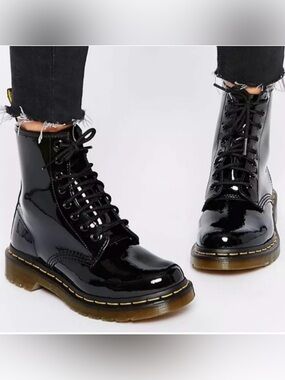 Dr Martens Black Patent Lace-Up Combat Boots - Women's Size 8